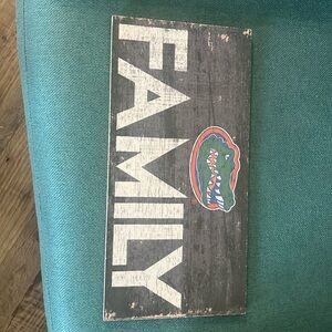 UF Gators family sign